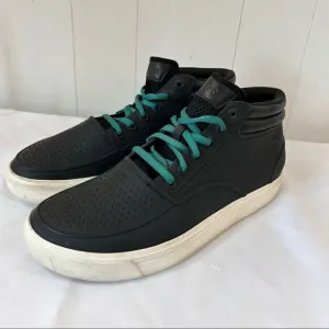 Crocs Sneakers Mens 9 Citilane Roka Chukka Boots High Top Black White Shoes