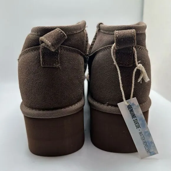 CUSHIONAIRE Women's Genuine Suede pull platform boot  Memory Foam 8 TAUPE