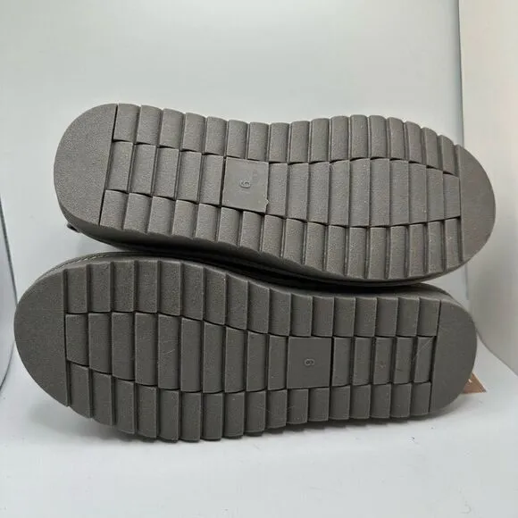 CUSHIONAIRE Women's pull on boot 9 GRAY
