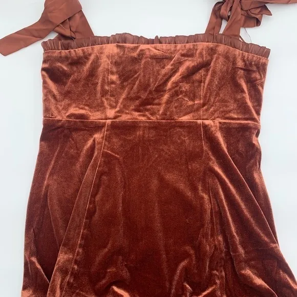 DANIELLE BERNSTEIN VELVET SHORT MINI DRESS BRAND NEW