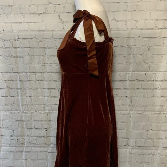 DANIELLE BERNSTEIN VELVET SHORT MINI DRESS BRAND NEW