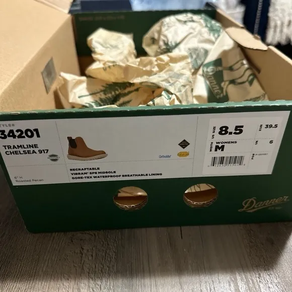 Danner Tramline Chelsea 917 GTX boots