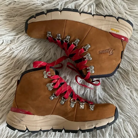 Danners Mountain 600 Leaf GTX Grizzly Brown Leather Lace Up Hiking Boots EUC 7