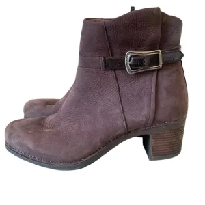 Dansko Hartley Zip Ankle Boot EUR 40 Womens Size 9-9.5 Chocolate Nubuck Leather