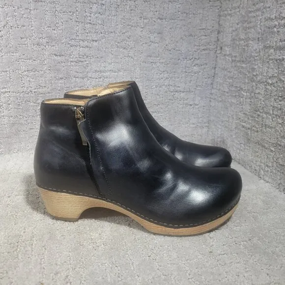 Dansko Lizanne 2217021400 Womens EU 40 Black Leather Oiled Pull Up Ankle Boots