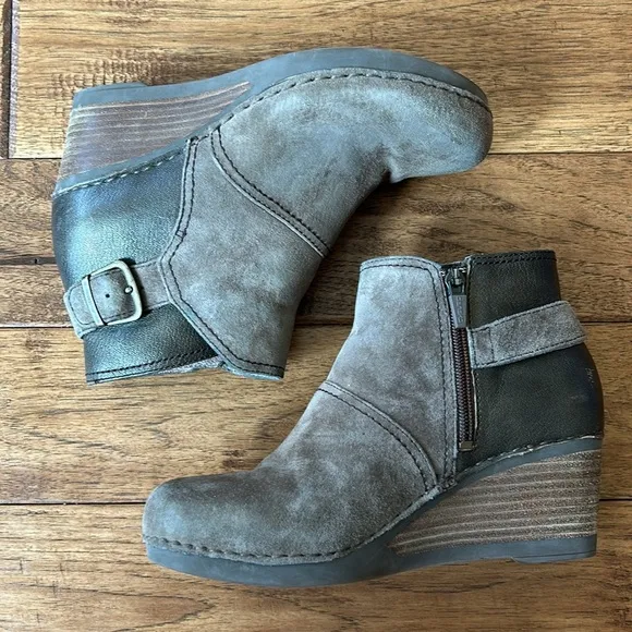 Dansko Shirley Boot Ankle Booties Bronze Tan Suede Leather Wedge Heel Size 37