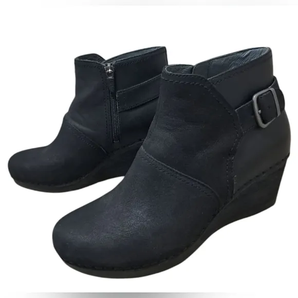 Dansko Shirley Wedge Heel Ankle Boots Size 39
