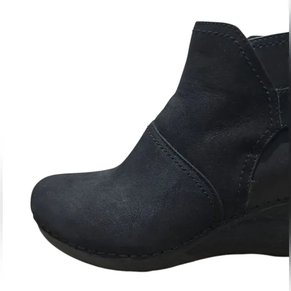 Dansko Shirley Wedge Heel Ankle Boots Size 39