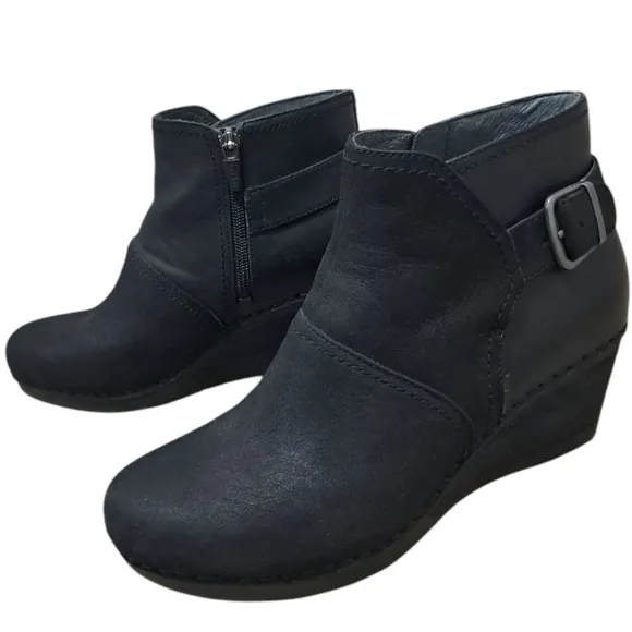 Dansko Shirley Wedge Heel Ankle Boots Size 39