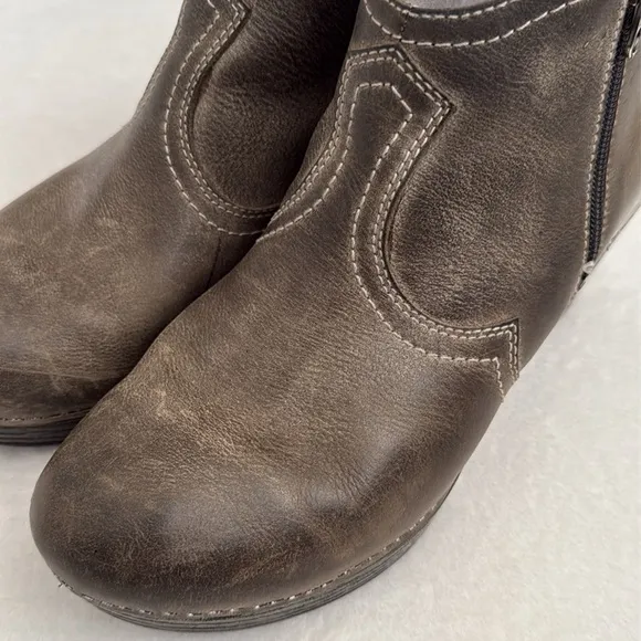 Dansko | Veronica Distressed Leather Western Clog Wedge Bootie Boots (39)