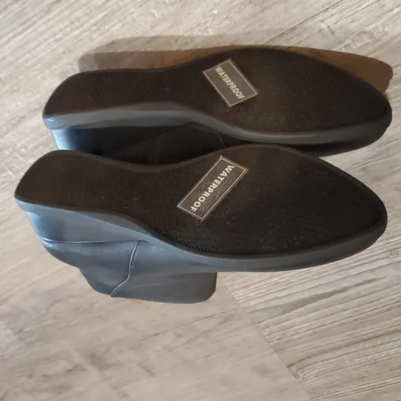 Dansko Wedge Leather Waterpoof Zipper Ankle Boots Size 6.5 EUR 37