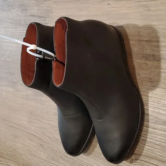 Dansko Wedge Leather Waterpoof Zipper Ankle Boots Size 6.5 EUR 37