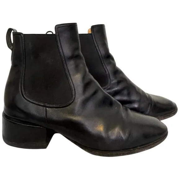 DEAR FRANCES Gem Chelsea Boots 38 US 8 Smooth Black Leather Gored Ankle Low Heel