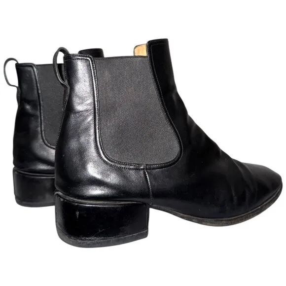 DEAR FRANCES Gem Chelsea Boots 38 US 8 Smooth Black Leather Gored Ankle Low Heel