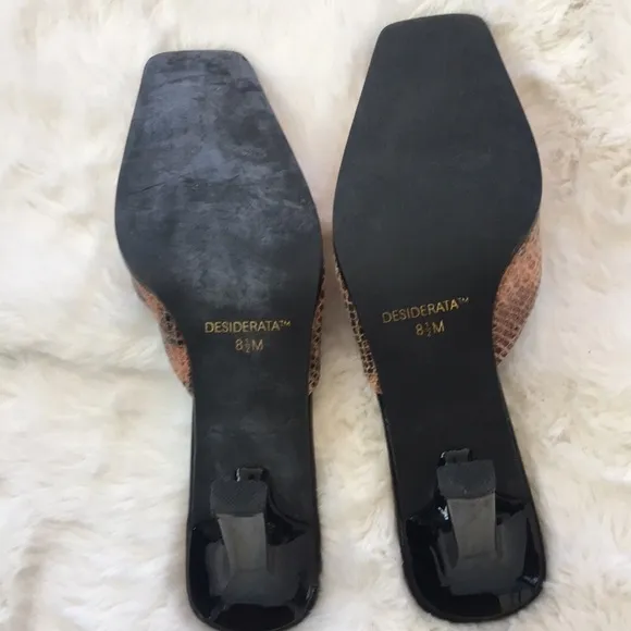 𝅺❤️DESIDERATA❤️SNAKE skin shoes size (8 1/2)