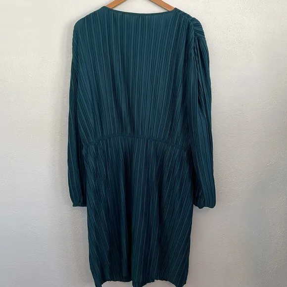 Dex Plus Torey Allover Pleated V-Neck Long Sleeve Knee Length Teal Dress 14 -‎ X
