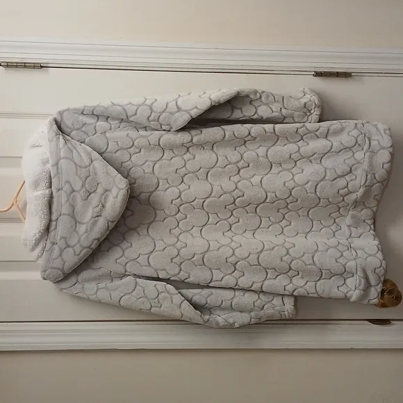 DISNEY Cozy Gray Hooded Fleece Pullover Lounger Gray/White Size S NWOT