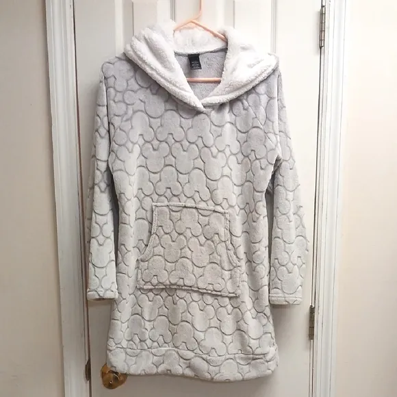 DISNEY Cozy Gray Hooded Fleece Pullover Lounger Gray/White Size S NWOT