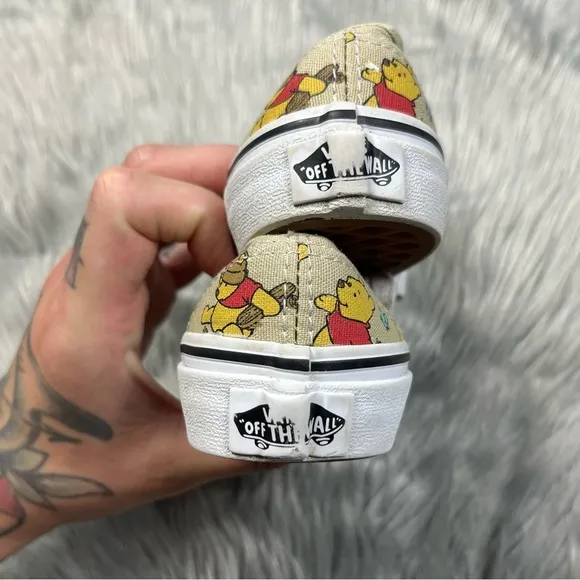 Disney Winnie the Pooh vans little kids size 12