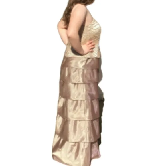 Dolce Jovani Gown in Gold Tuille/Beaded Bodice