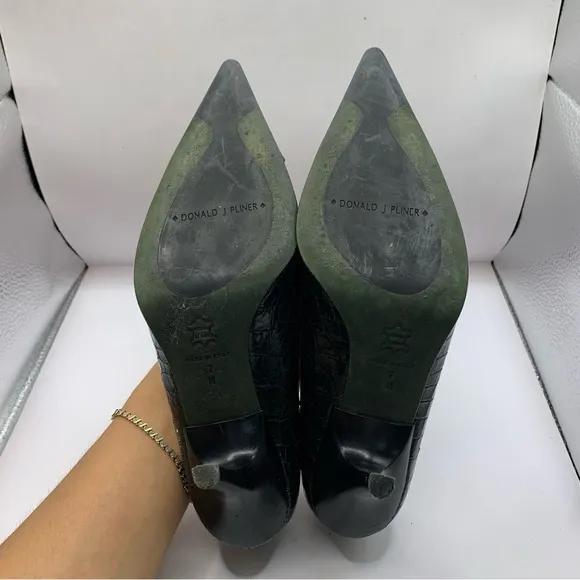 Donald J. Pliner Genuine Crocodile Shoes size 7M heels red black green VTG Y2K