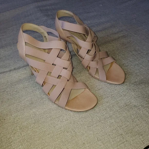 Donald Pilner Maddie heels