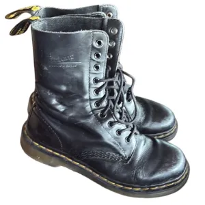 Dr. Martens 1490 leather black boots 10 eyelets men’s sz 8