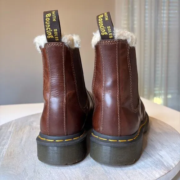 Dr. Martens Docs 2976 Leonore Faux Fur Lined Chelsea Brown Leather Boots Size 9