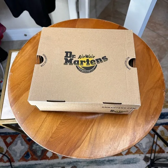 Dr. Martens NWB Kids Size 13 the Romario in vintage taupe boots