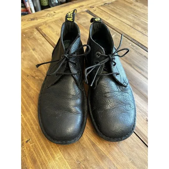 Dr Martens Sussex Leather Boot Mens 7 Black Pebbled Lace Up Chukka Casual