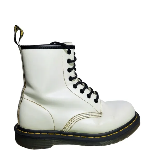 Dr Martens Women's 1460 Smooth White Combat Boots Size 7 Used