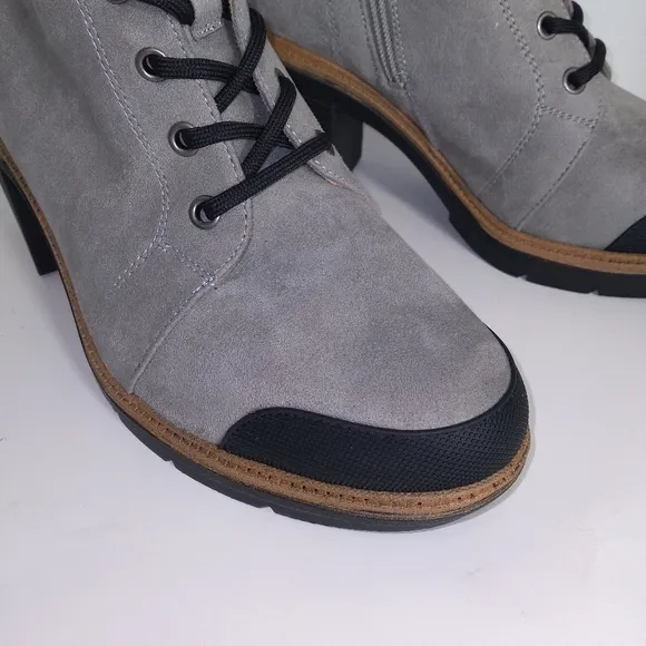 Dr. Scholl's For The Love Of Grey Fur Trimmed Block Heel Lace-Up Boots Size-9.5