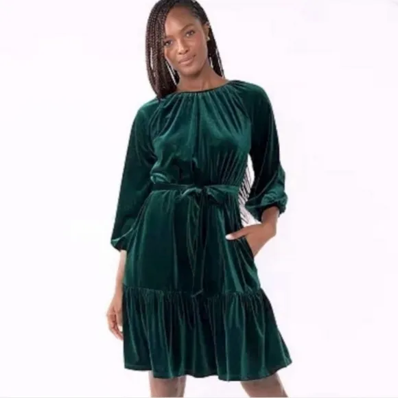 Draper James Green Velvet Bow Back Long Sleeve Dress. NEW!