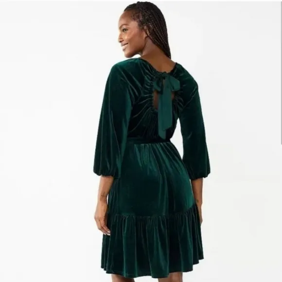 Draper James Green Velvet Bow Back Long Sleeve Dress. NEW!