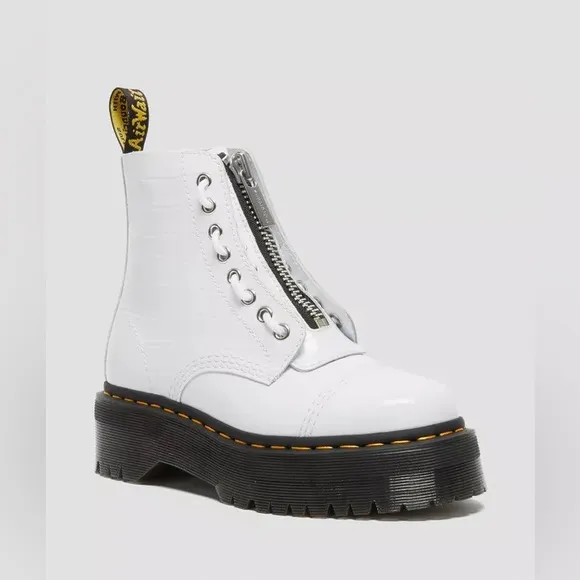 ❤️❤️DR.Martens SINCLAIR PATENT CROC EMBOSS PLATFORM BOOTS size 7❤️❤️