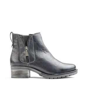 Dromedaris Black Leather Side Zip Ankle Boots Size 38