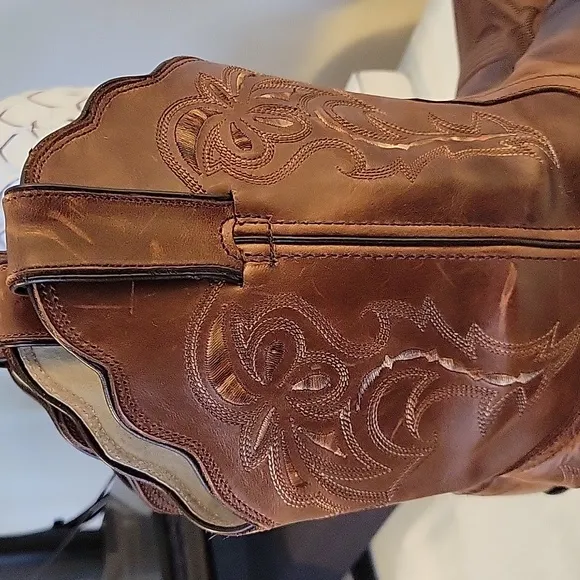 Durango Boots SZ 8M