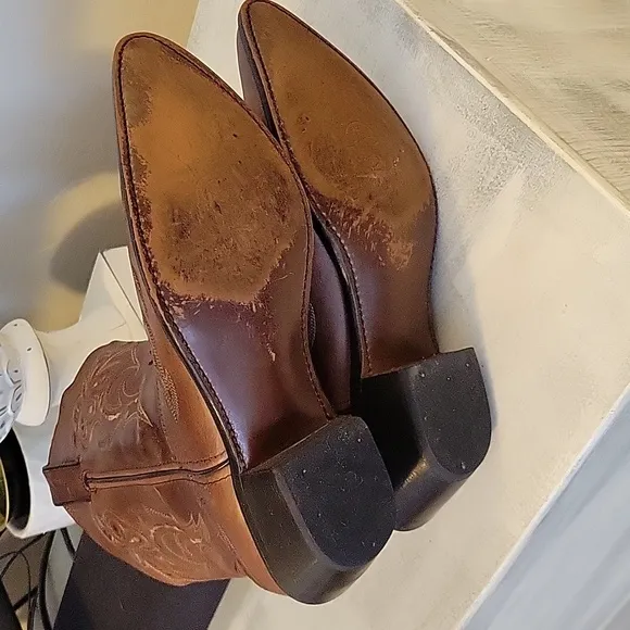Durango Boots SZ 8M
