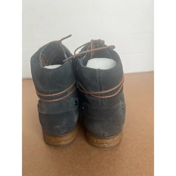 Earth Boone Navy Blue Gray Suede Lace Up and Zip Ankle Bootie Comfort Boots 7.5