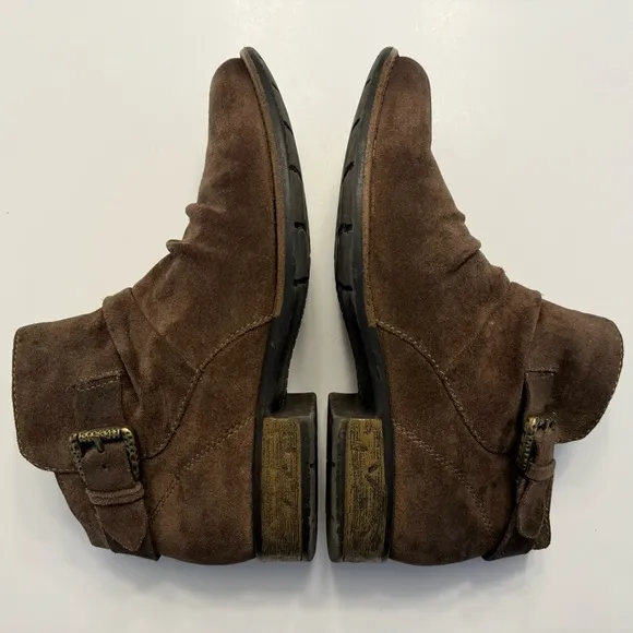 Earth Brown Tan Suede Leather Avani Billings Ankle Boots Booties Warm Taupe 8.5