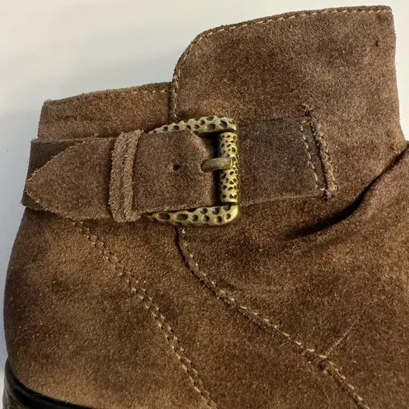 Earth Brown Tan Suede Leather Avani Billings Ankle Boots Booties Warm Taupe 8.5