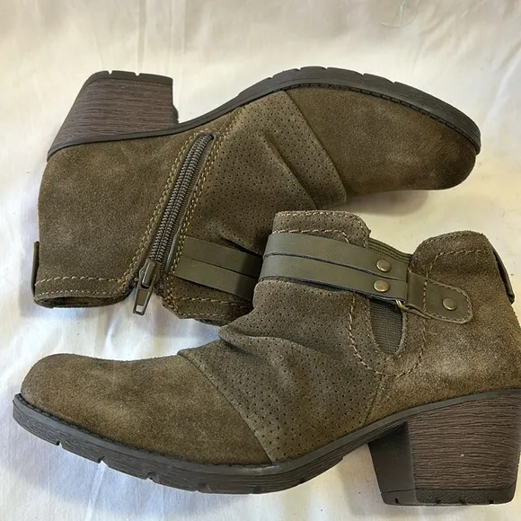 Earth Origins Odel Women's Zip-up Suede Ankle Boots-Size 6