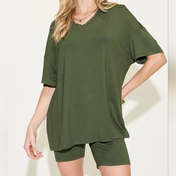 Easygoing V-Neck Shorts Set - Green
