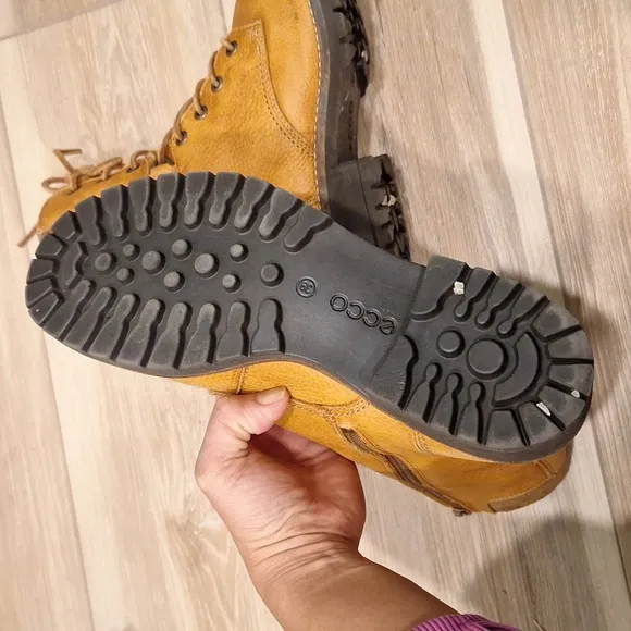 Ecco Elaine Hydromax Lace Up Side Zipper Leather Combat Boots 8