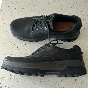 ECCO Men's Rugged Track GORETEX Tie Hiking Black Leather Lace Up Shoes Size 42