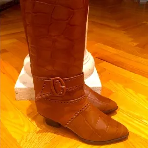 ECCO Vintage Crocodile Embossed Leather Boots size 36.5 - NWOT