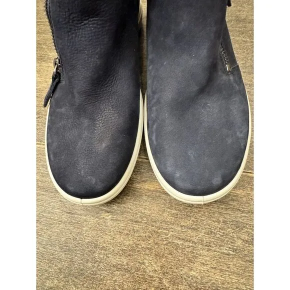ECCO‎ Women's Soft 7 Zip Bootie size 4 4 1/2 nubuck leather black Suede