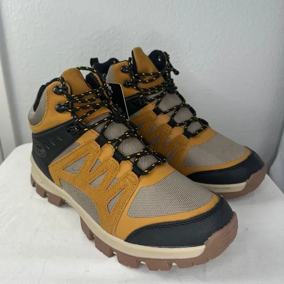 Ecko UNLTD Koda-2 Men’s 10 New with Tags no box Woven Hiking Tan and Black Boots