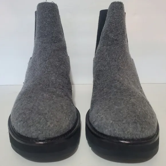 Eileen Fisher Chesea gray fleece wedge heel pull on ankle boot. 11