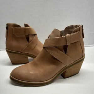 Eileen Fisher Derby Booties Short Ankle Boots Cross Strap Italian Leather 7.5
